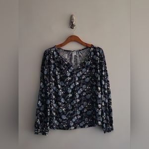 Old Navy Floral Long Sleeve Knit Shirt